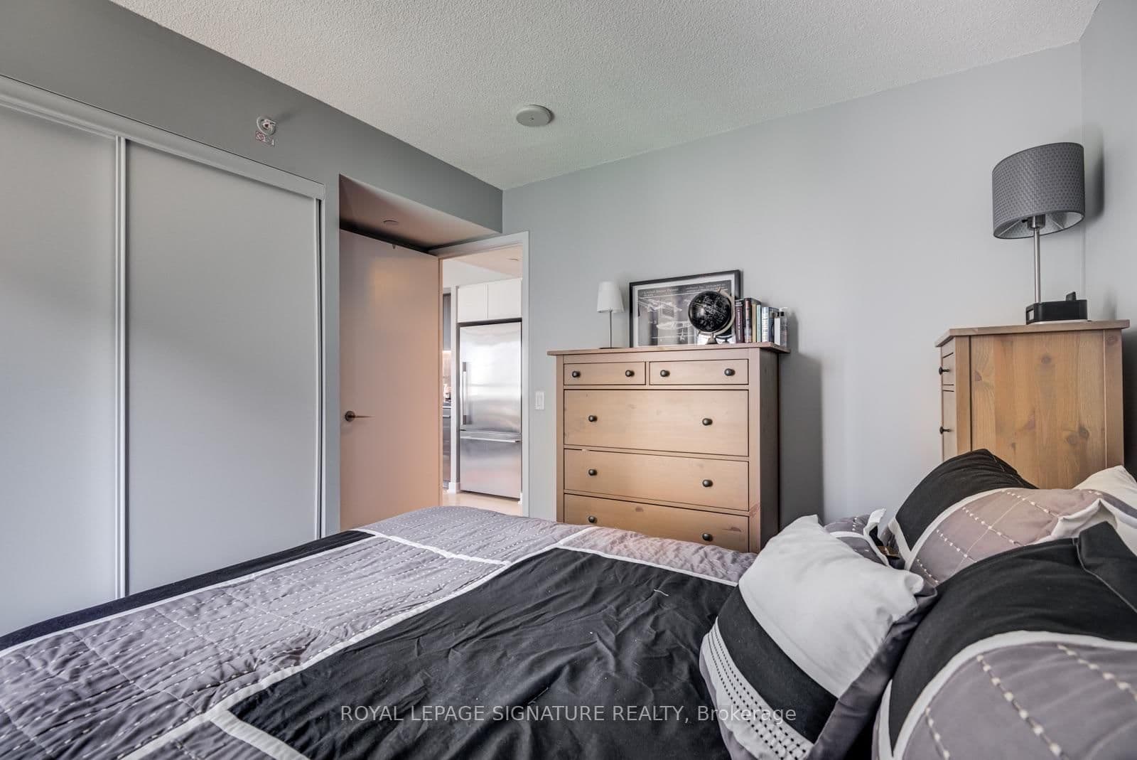75 Queens Wharf Road, Unit 318 thumbnail 9
