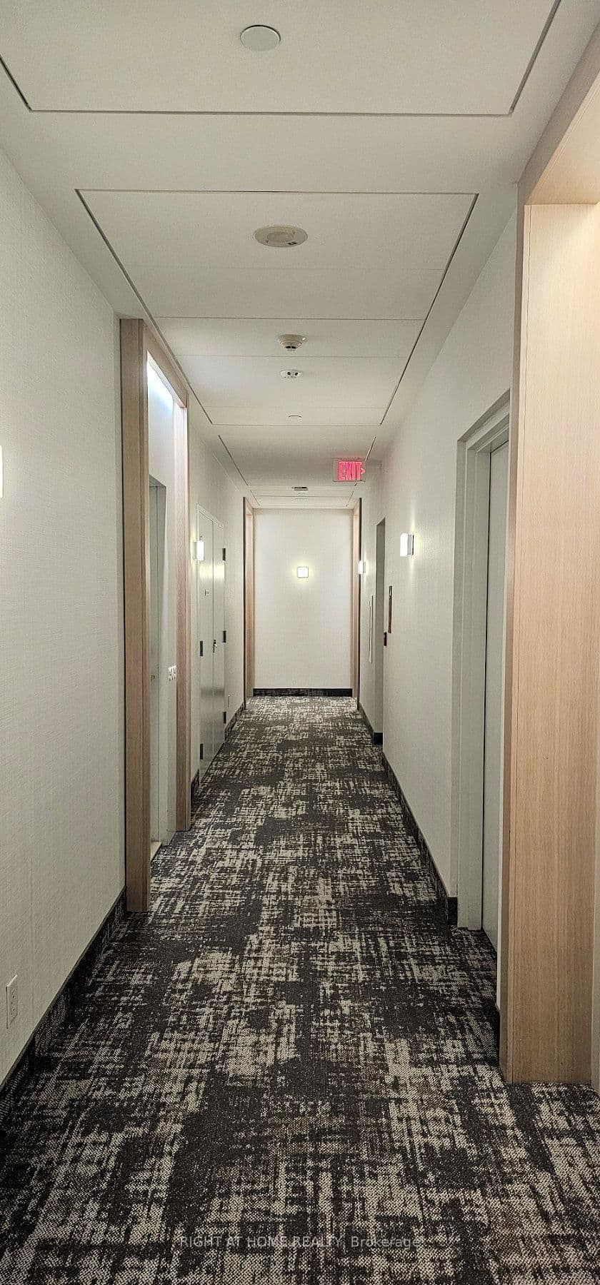 170 Avenue Road, Unit 302 thumbnail 2