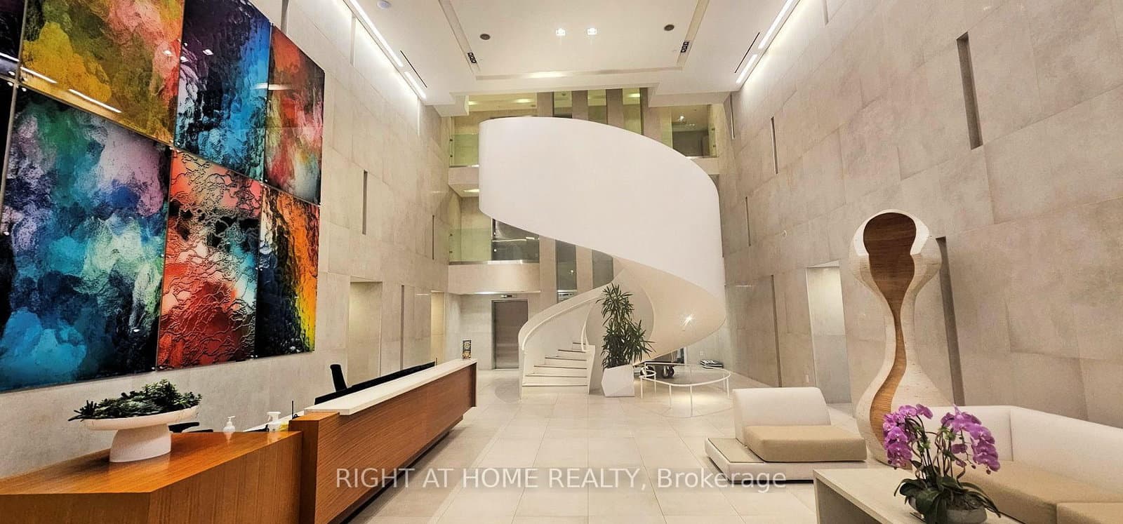 170 Avenue Road, Unit 302 thumbnail 24