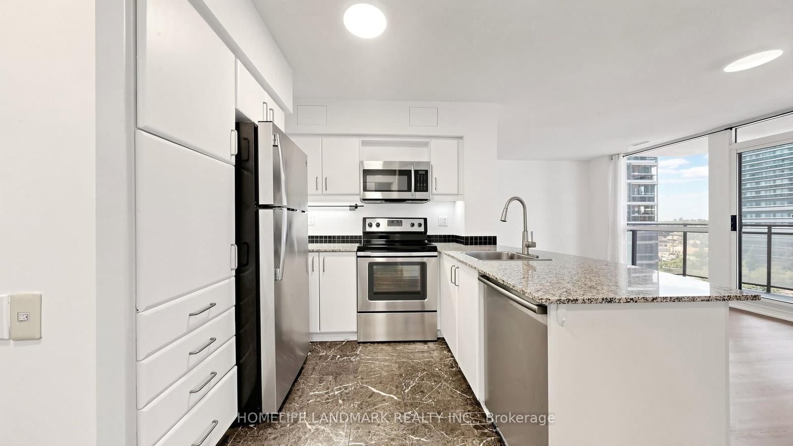 33 Sheppard Avenue E, Unit 1105 thumbnail 14