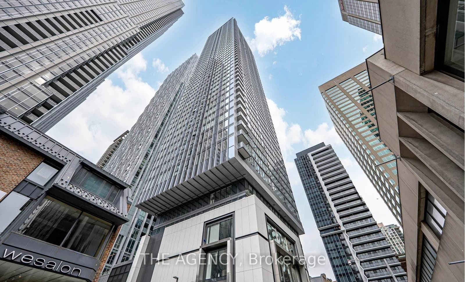 8 Cumberland Street, Unit 703 - Image 1
