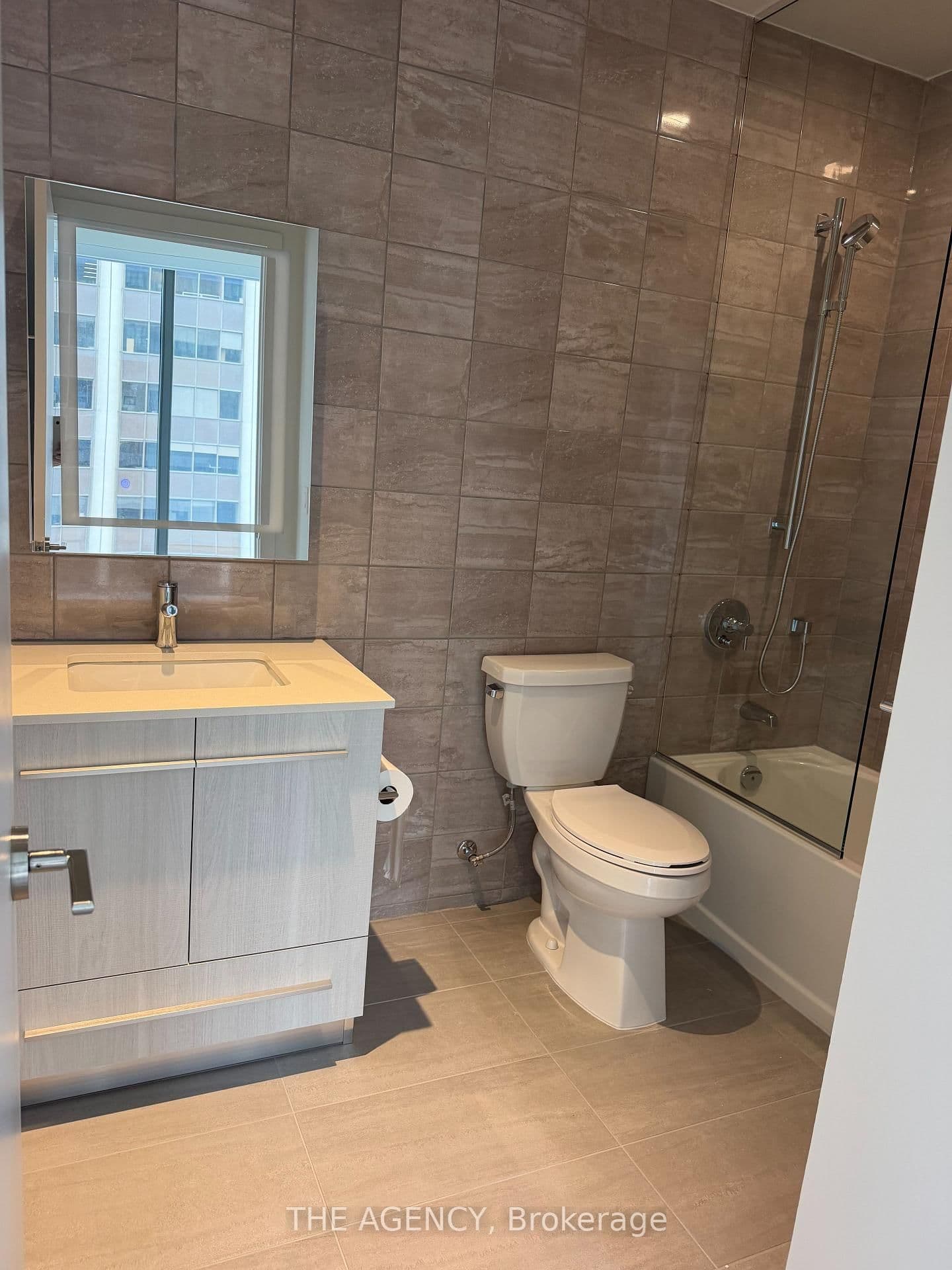 8 Cumberland Street, Unit 703 thumbnail 15