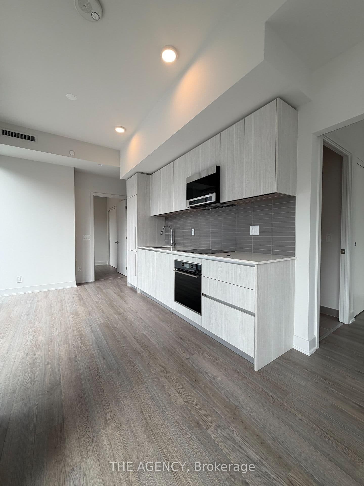 8 Cumberland Street, Unit 703 thumbnail 7