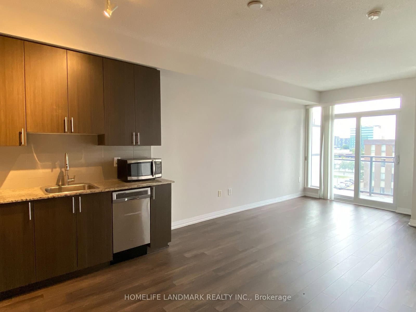 55 Ann O' Reilly Road, Unit 610 thumbnail 3