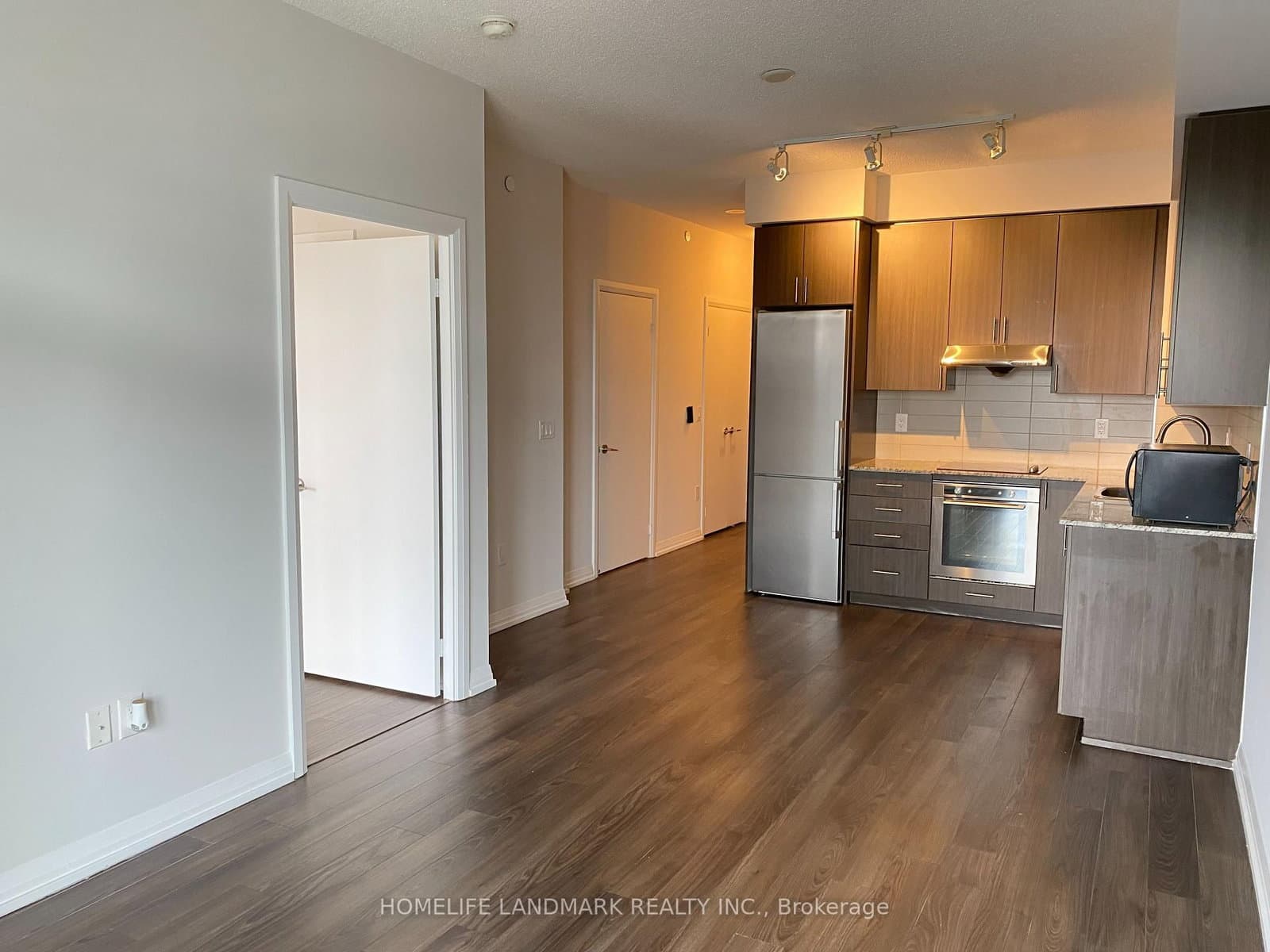 55 Ann O' Reilly Road, Unit 610 thumbnail 5