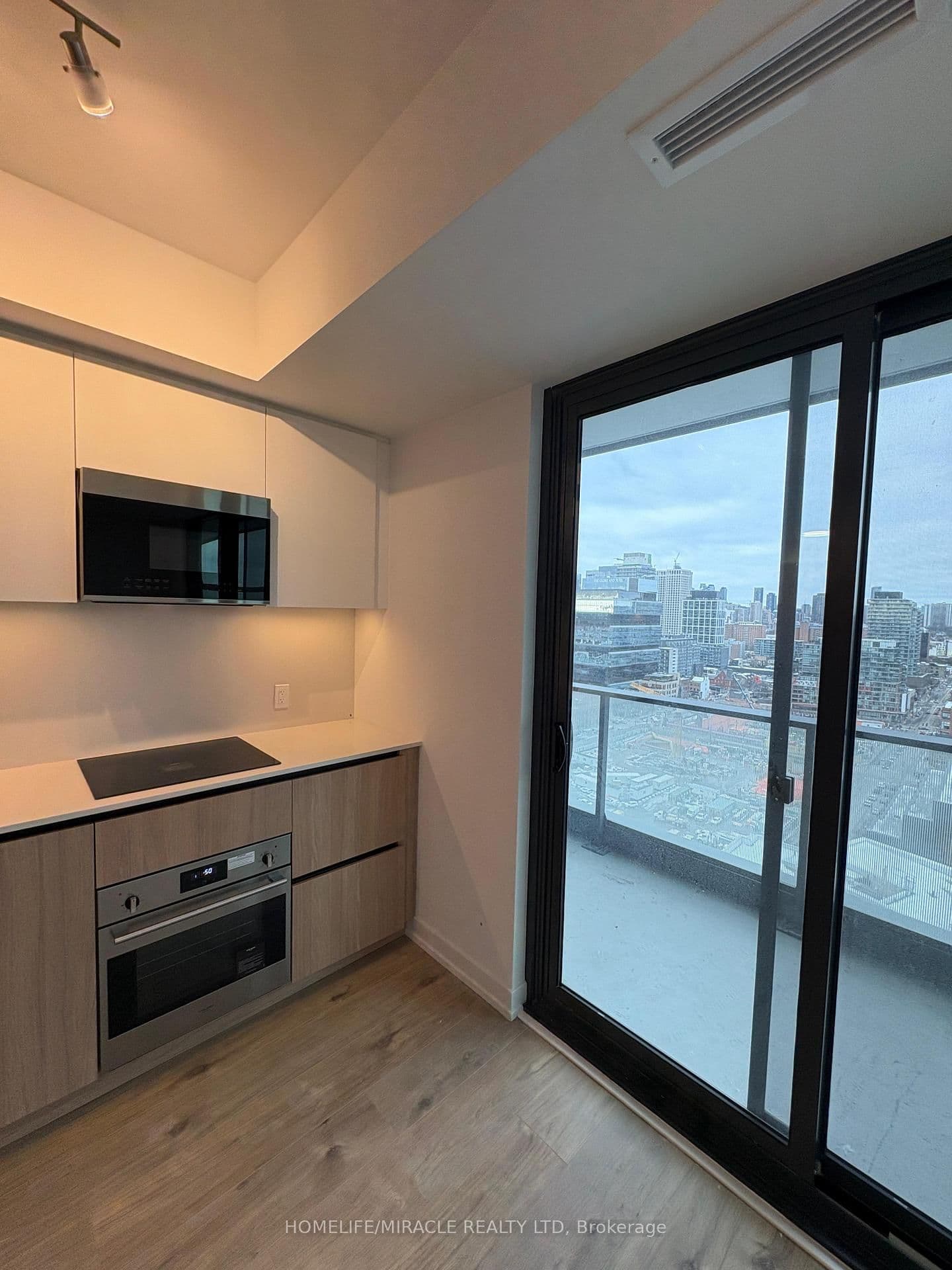 35 Parliament Street, Unit 2110 - Image 1