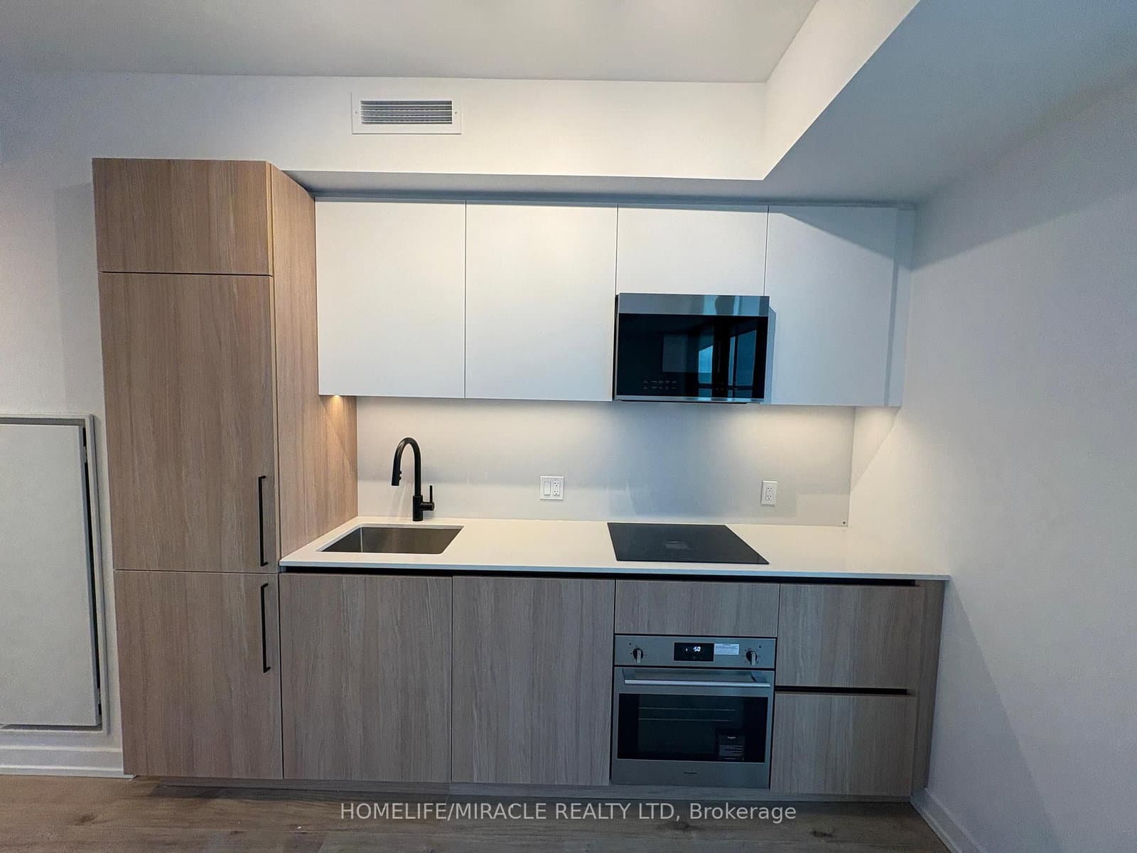 35 Parliament Street, Unit 2110 thumbnail 3