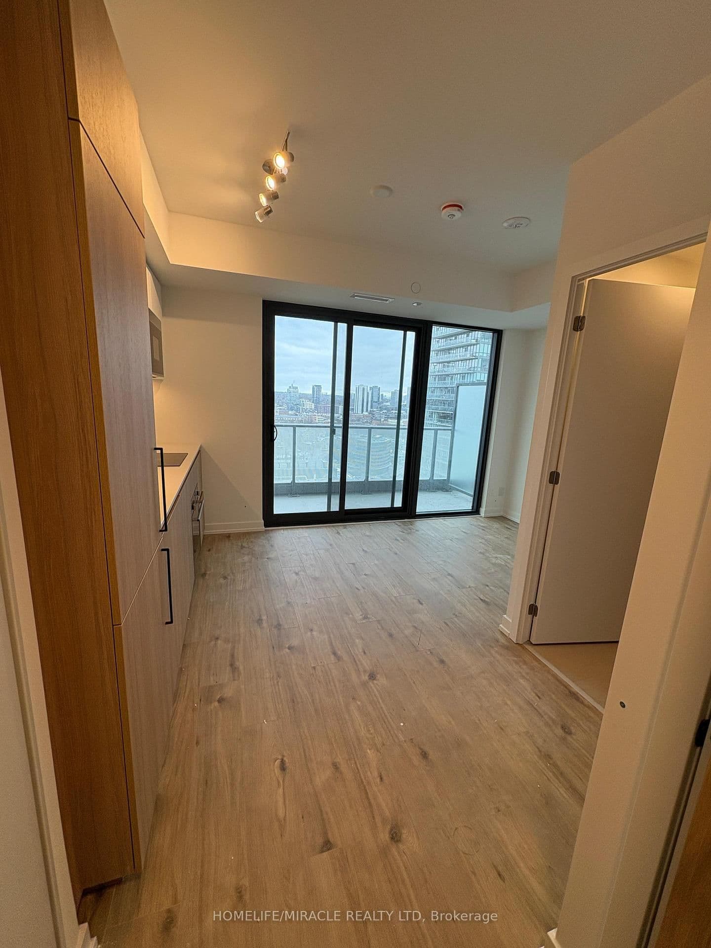 35 Parliament Street, Unit 2110 thumbnail 7