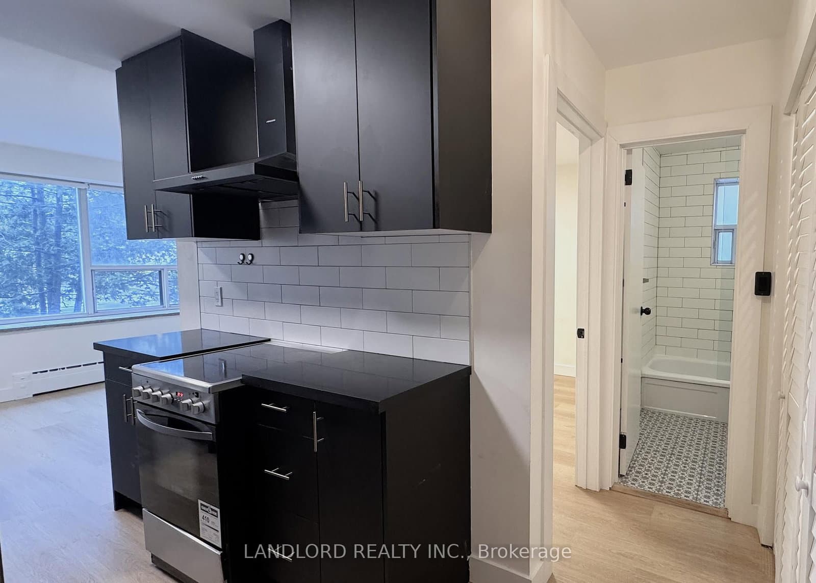420 Eglinton Avenue E, Unit 301 thumbnail 7