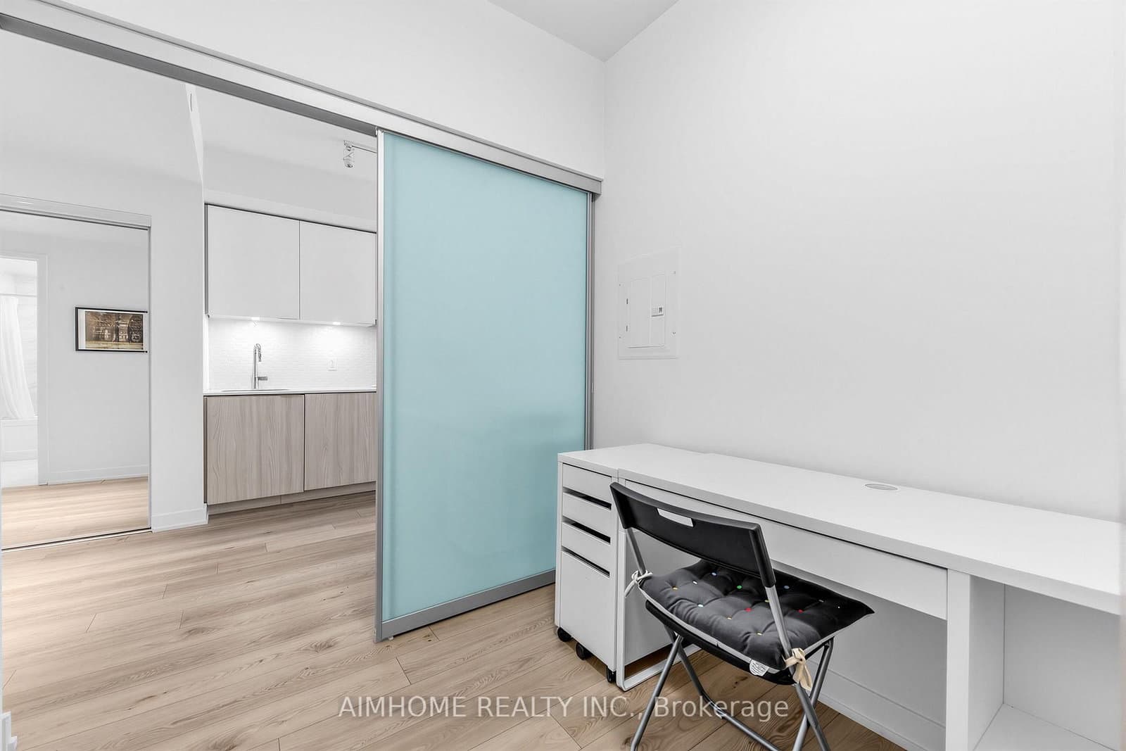 15 Queens Quay E, Unit 409 thumbnail 13