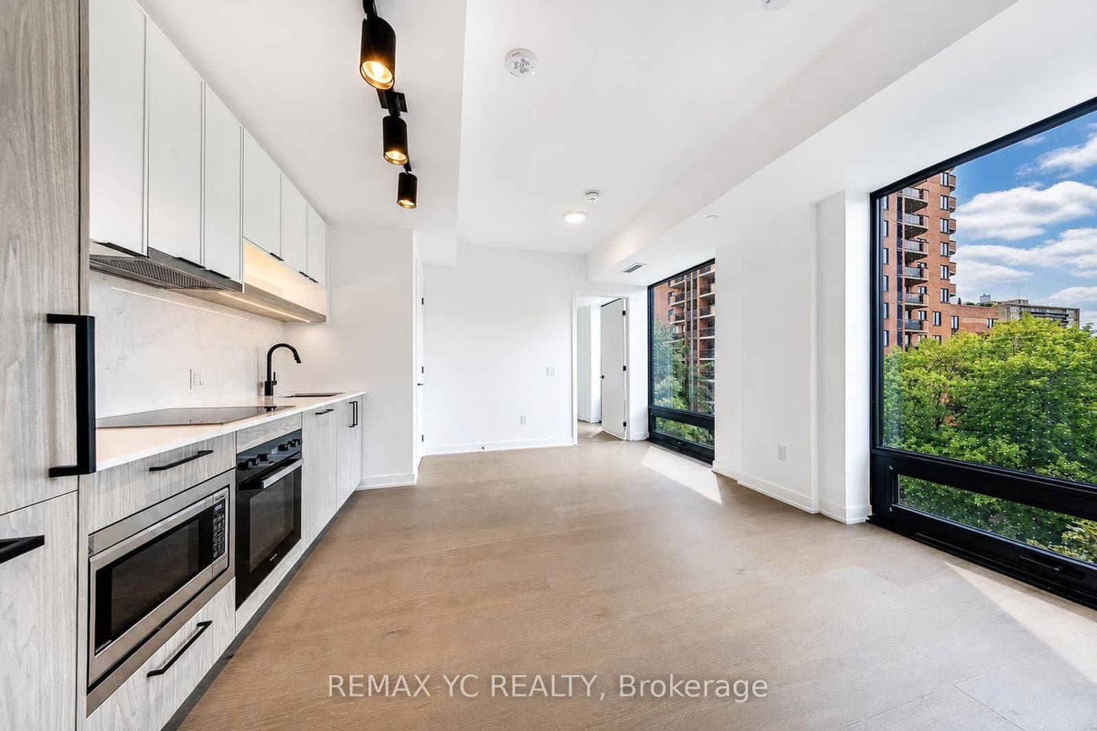 91 Montclair Avenue, Unit 706