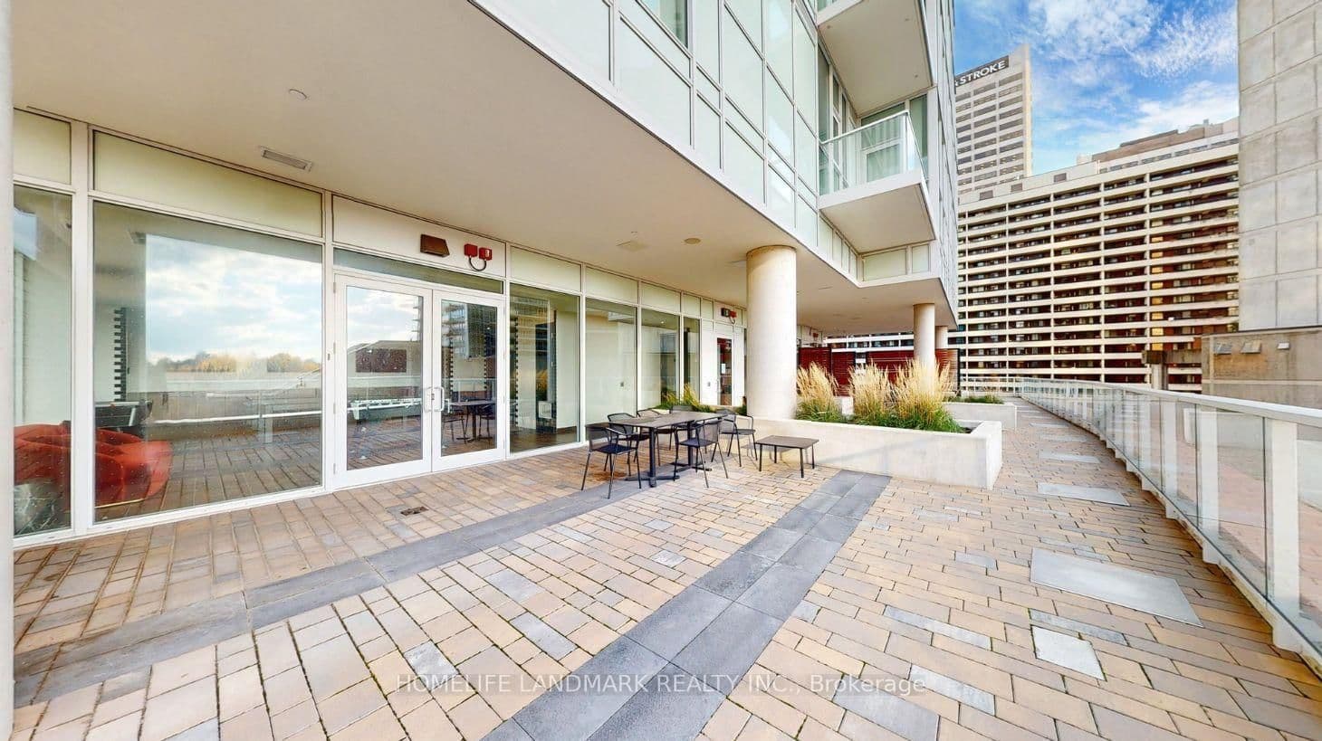 33 Helendale Avenue, Unit 601 thumbnail 43