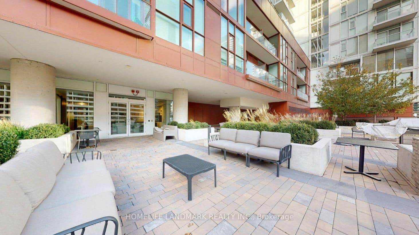 33 Helendale Avenue, Unit 601 thumbnail 44
