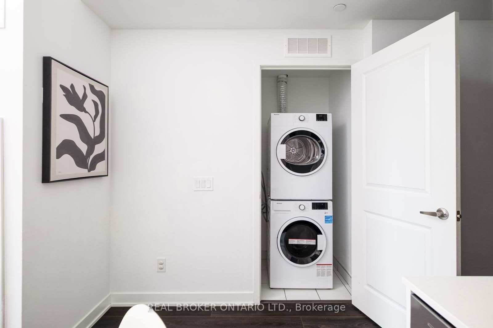 543 Richmond Street W, Unit 528 thumbnail 20