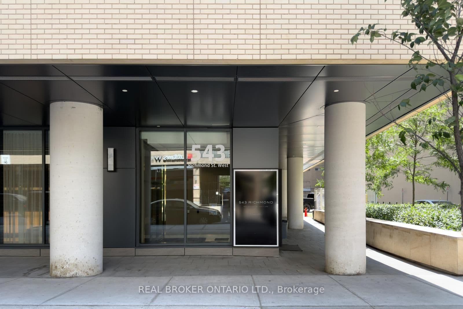 543 Richmond Street W, Unit 528 thumbnail 29