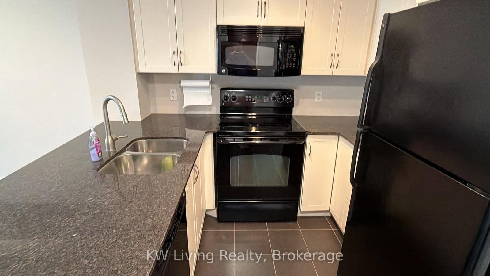 2181 Yonge Street, Unit 1112 thumbnail 4