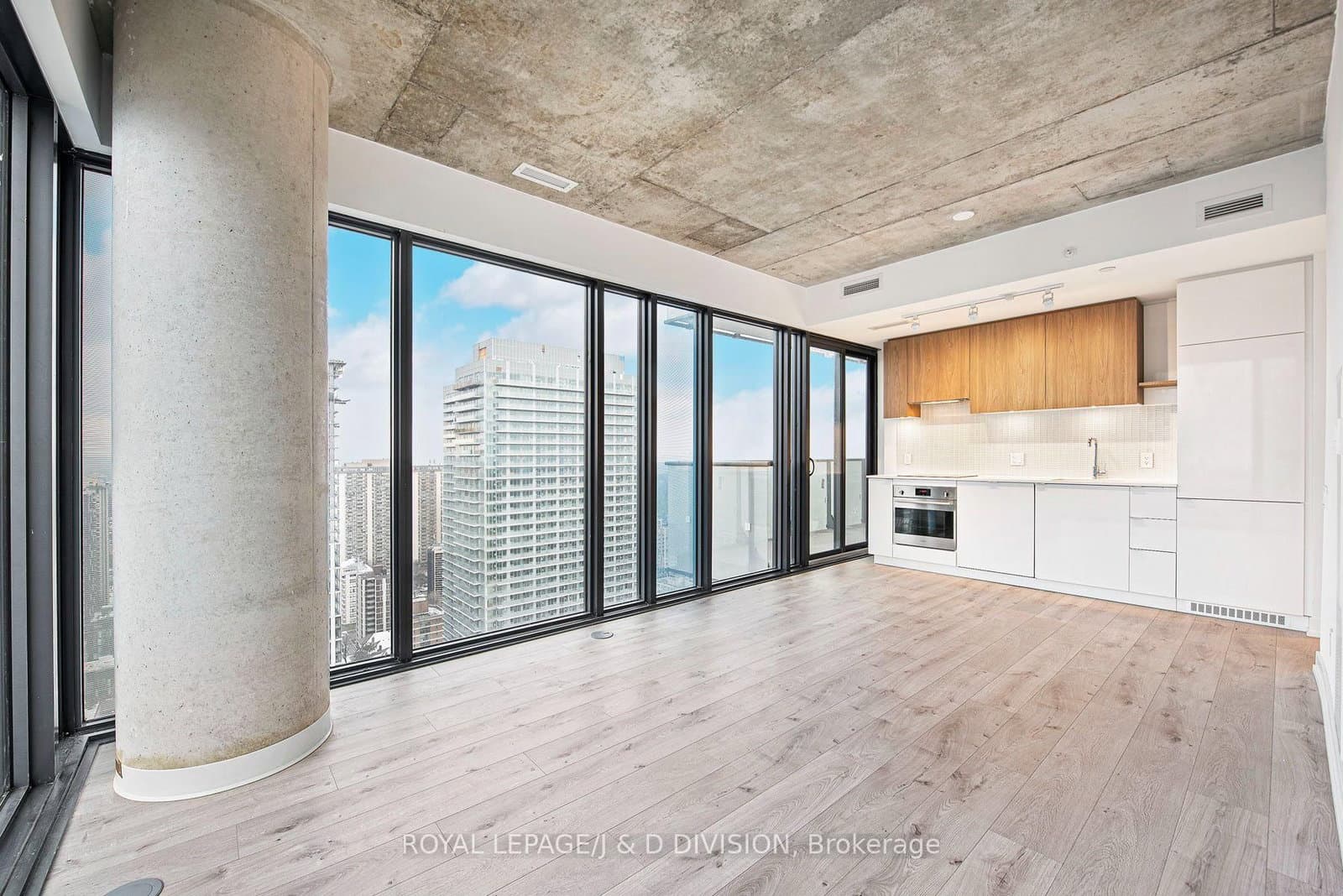 161 Roehampton Avenue, Unit 3103 thumbnail 4