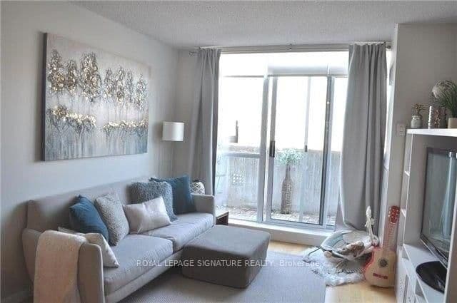 18 Stafford Street, Unit PH 15 - Image 1