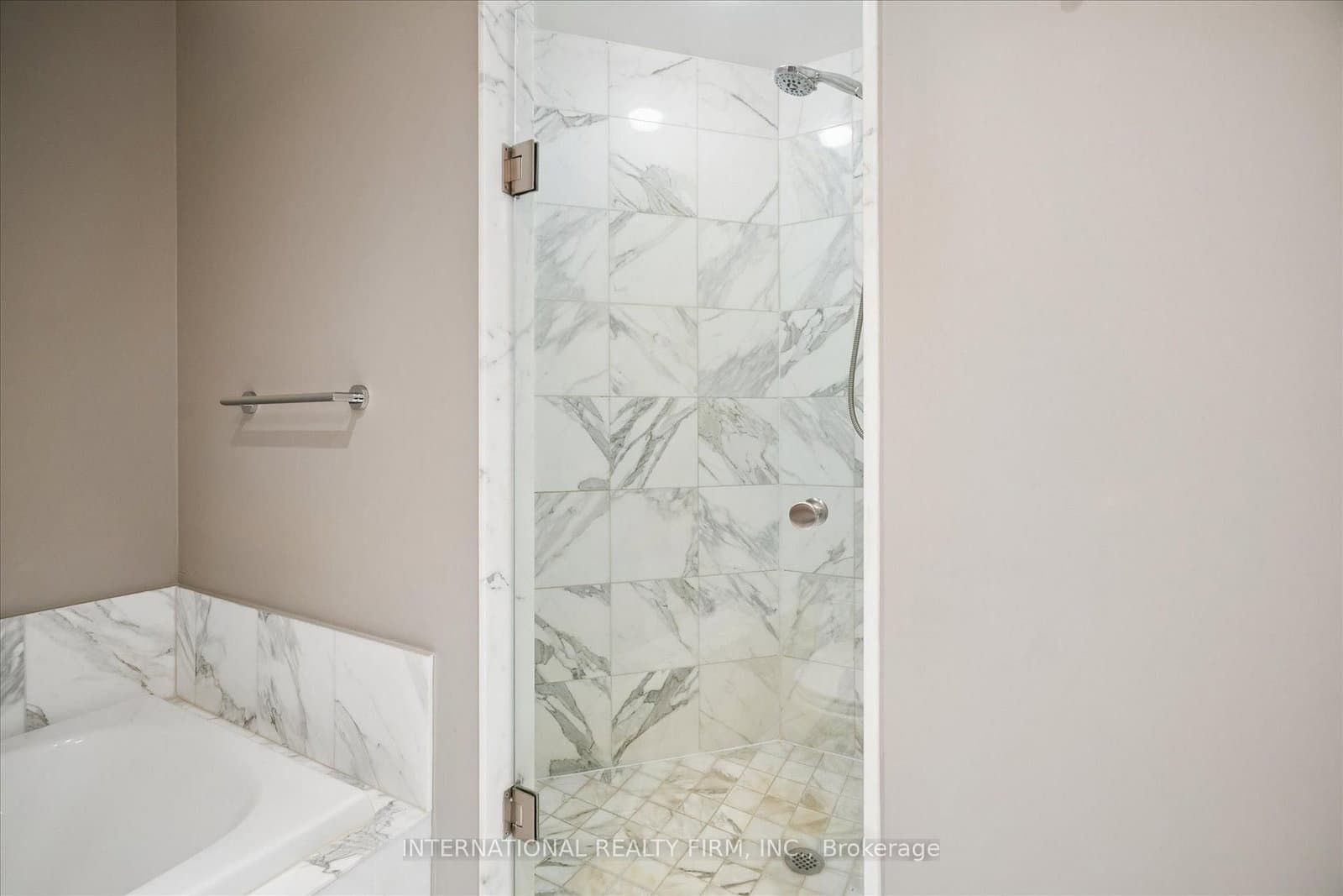 218 Queens Quay W, Unit Ph4 thumbnail 26