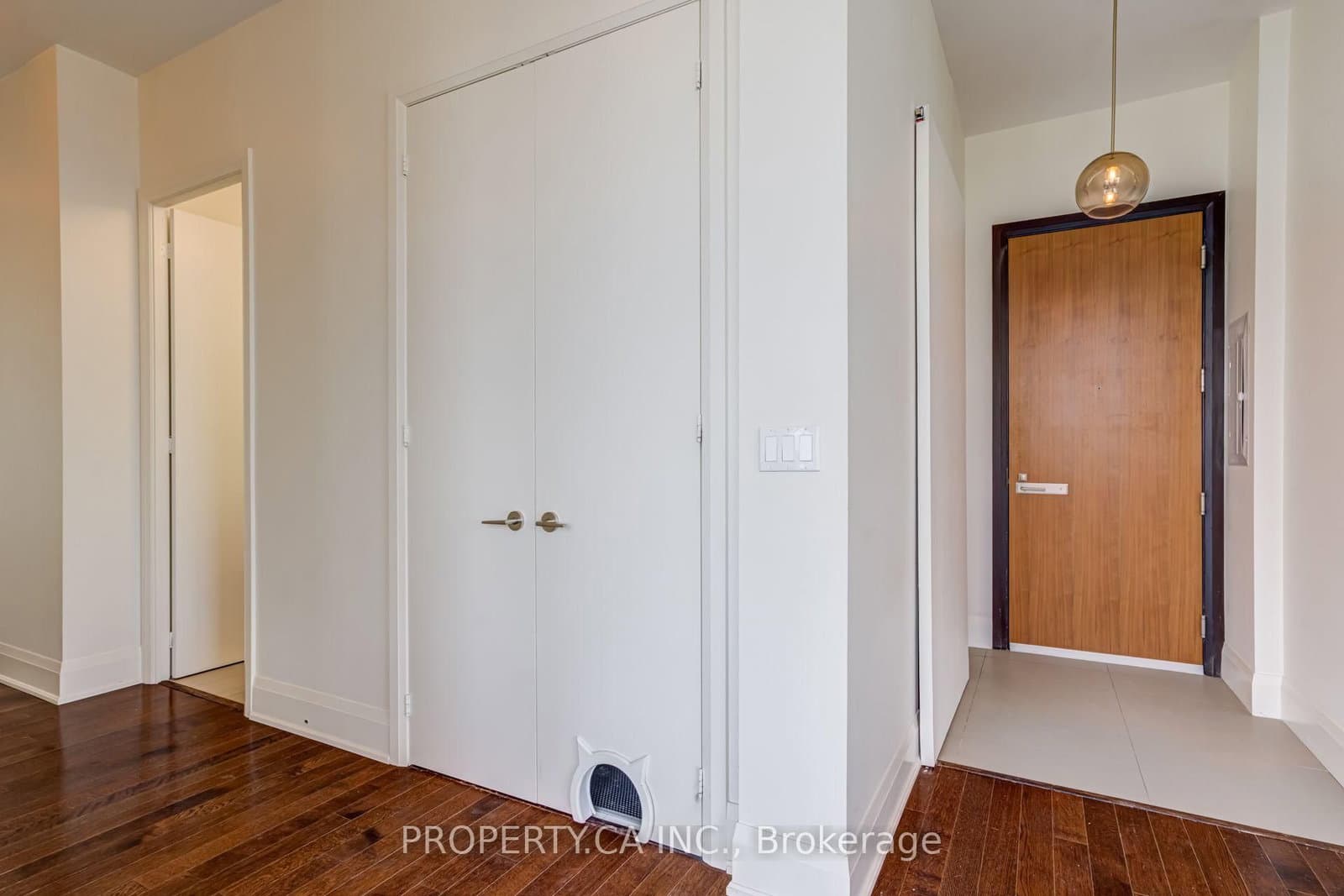 500 Sherbourne Street, Unit 3404 thumbnail 27