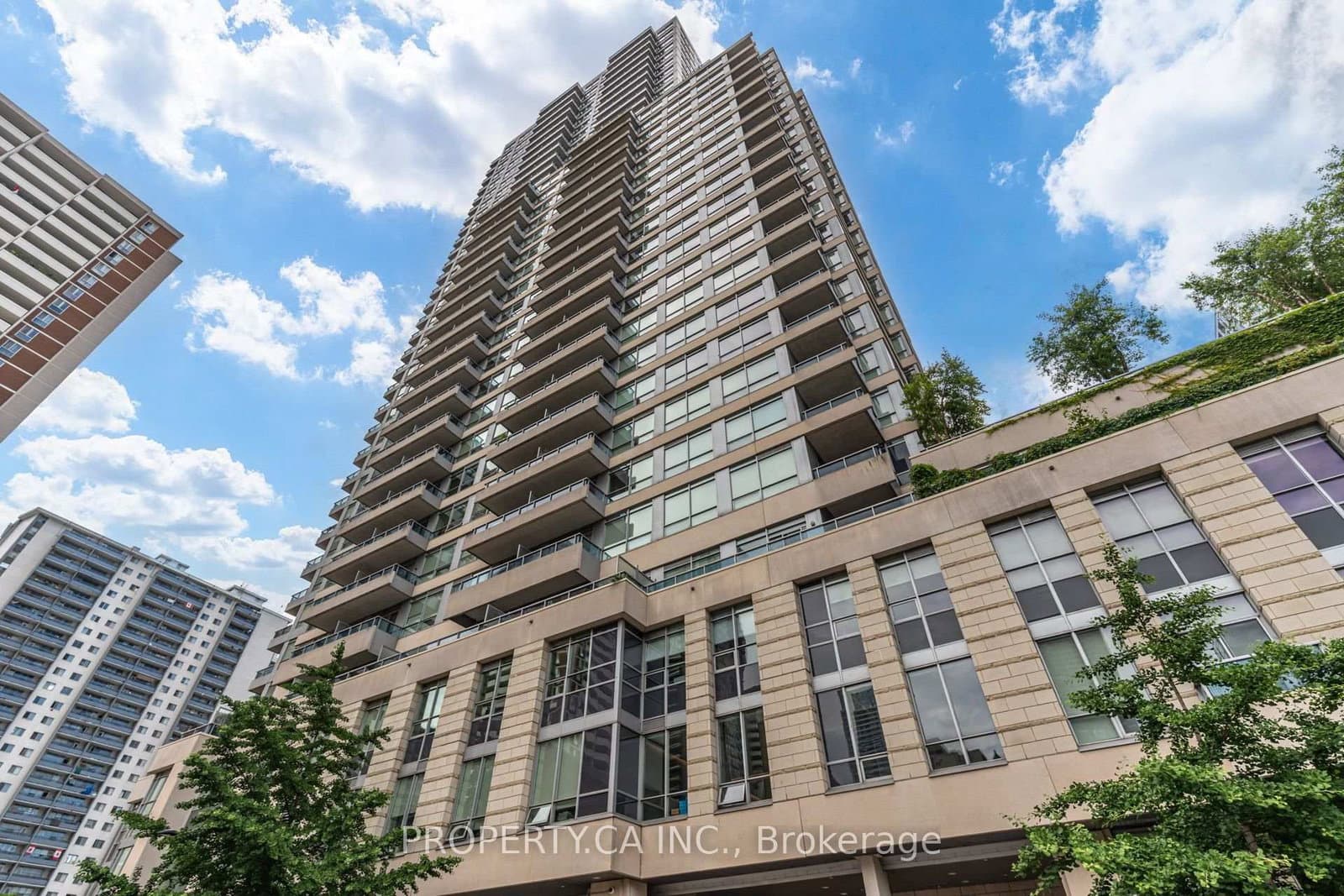 500 Sherbourne Street, Unit 3404 thumbnail 34