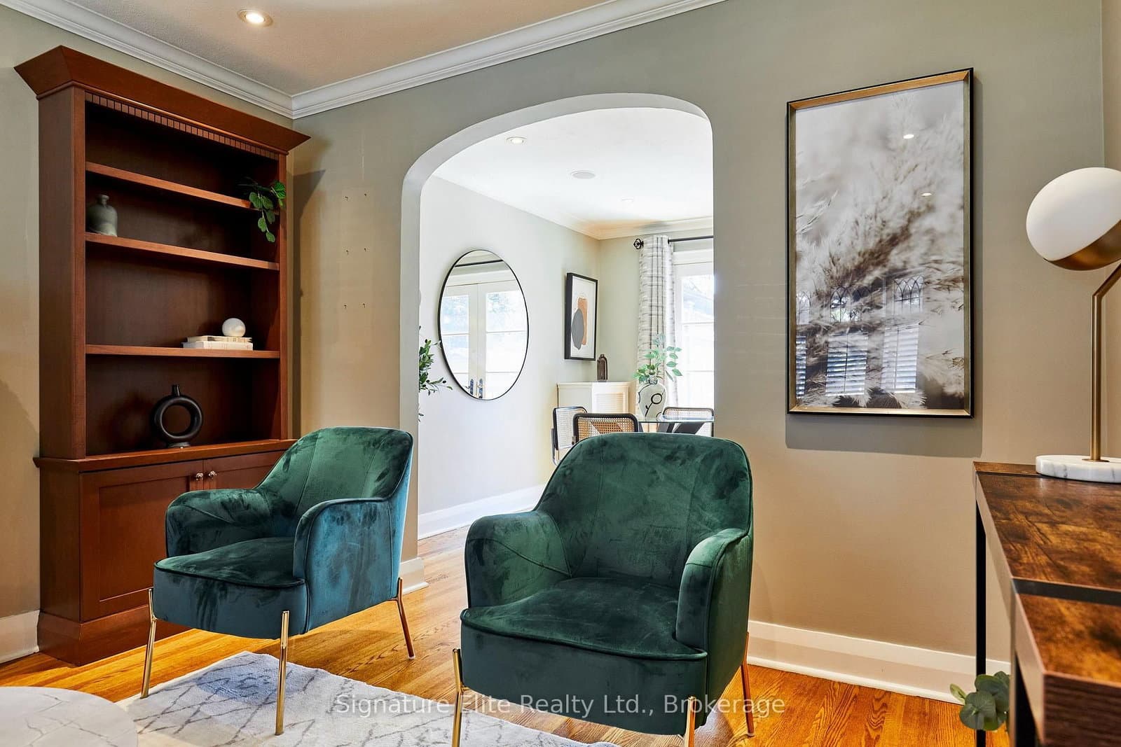 153 Parkhurst Boulevard thumbnail 7