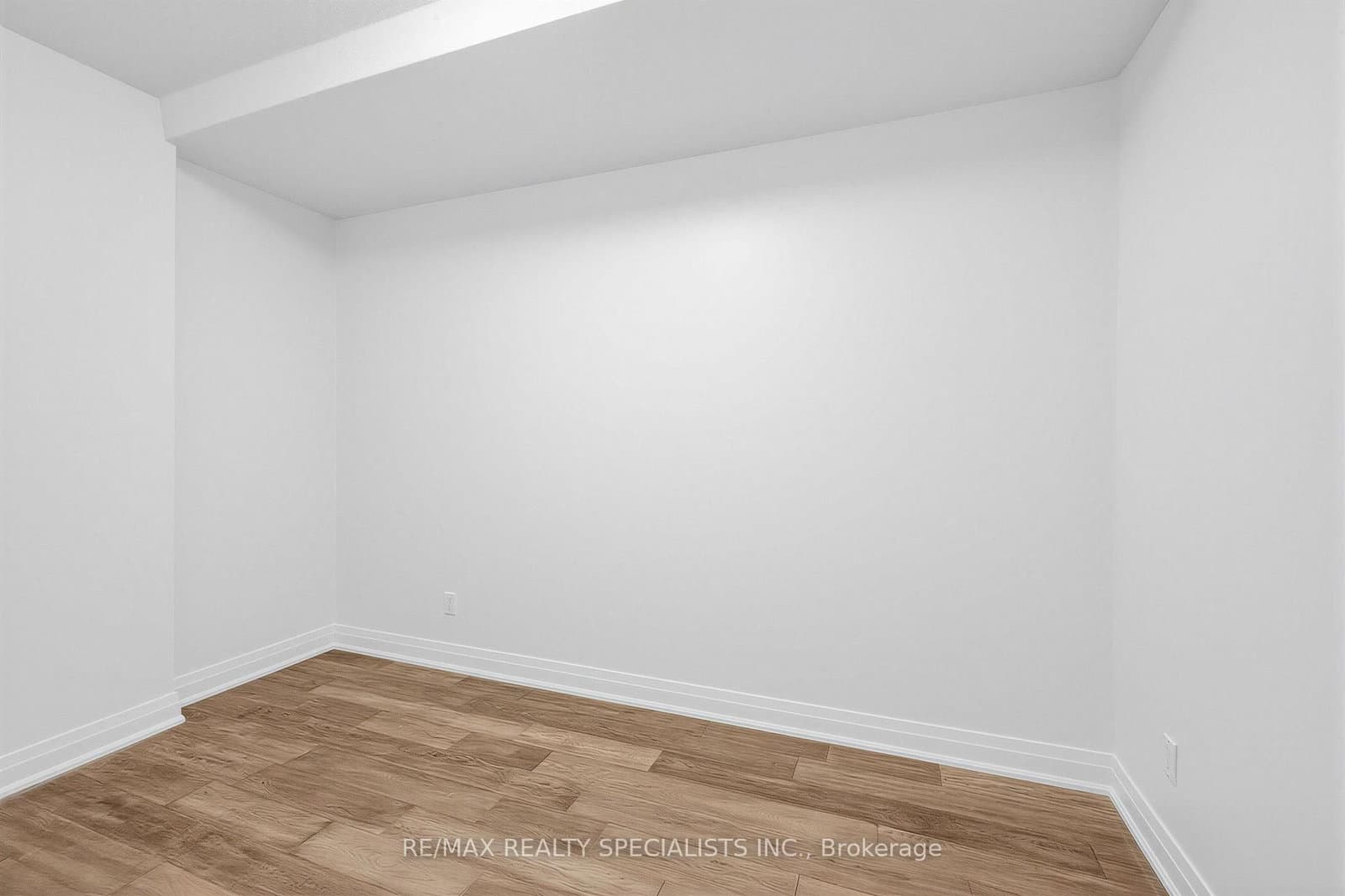 263 Wellington Street W, Unit 503 thumbnail 11