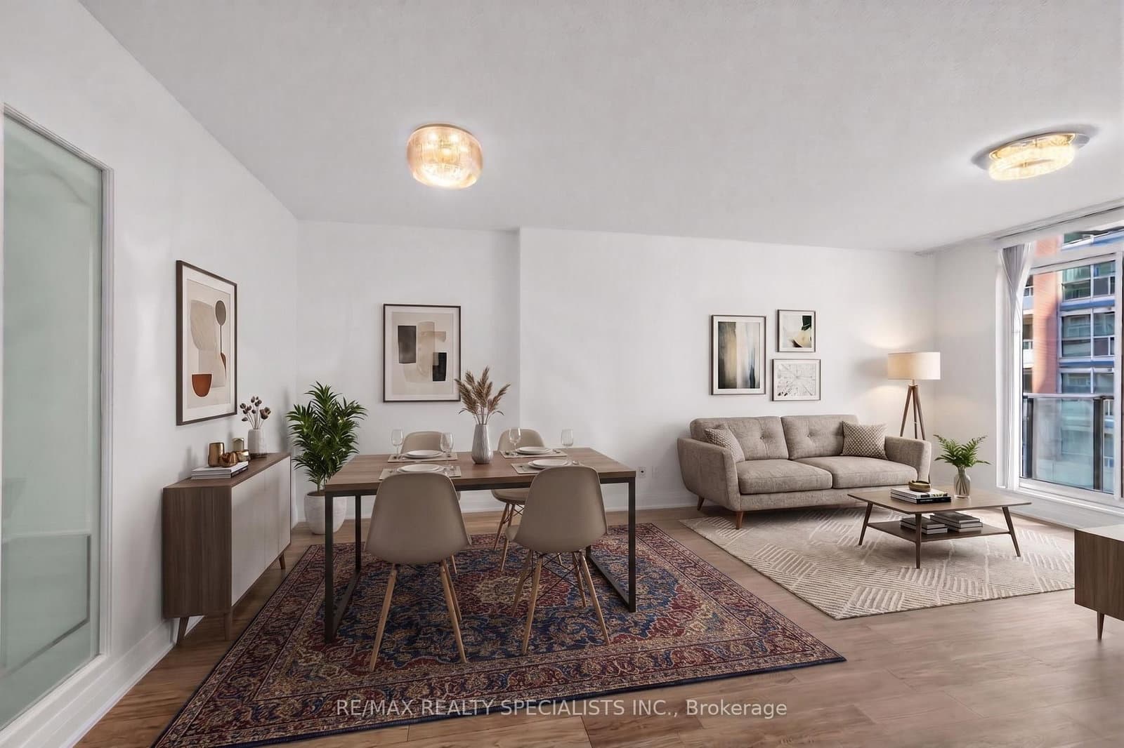 263 Wellington Street W, Unit 503 thumbnail 4