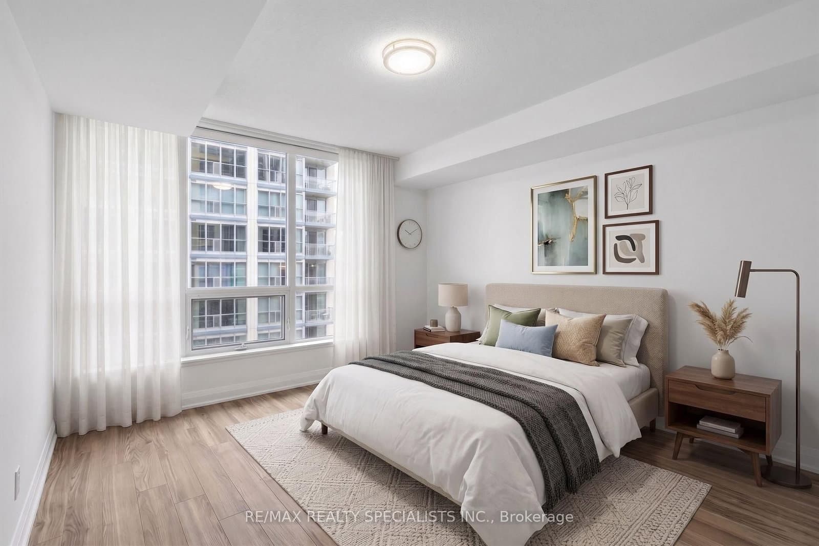 263 Wellington Street W, Unit 503 thumbnail 8