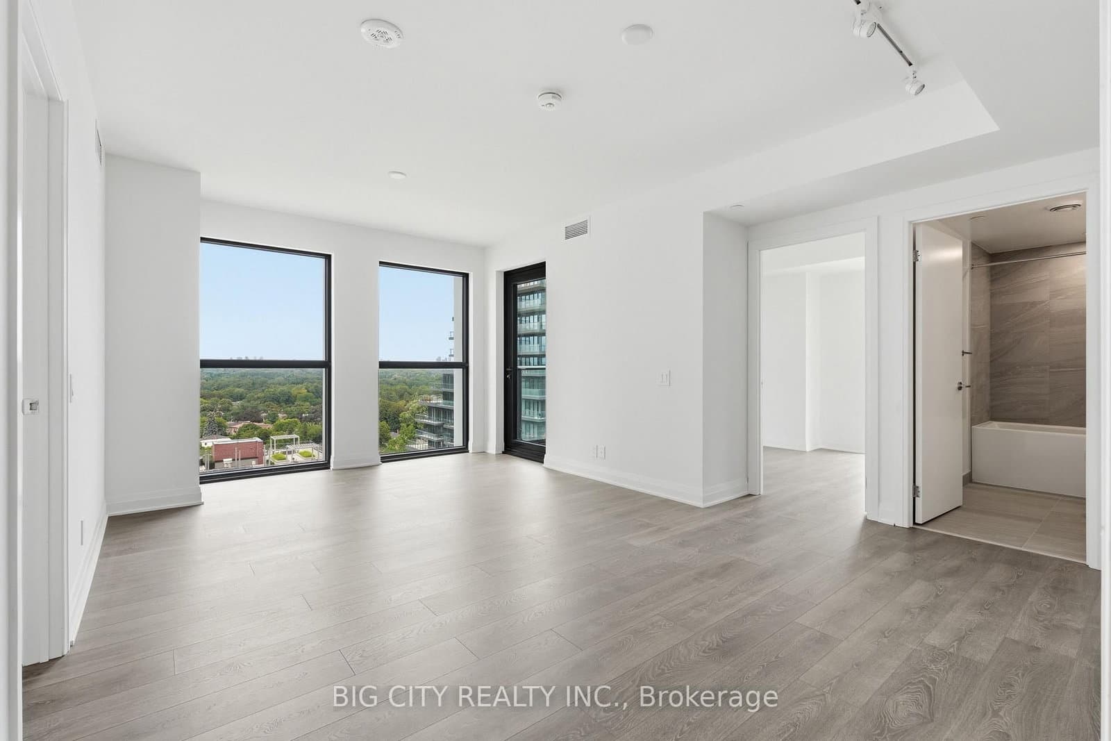 25 Frederick Todd Way, Unit 1407 thumbnail 7