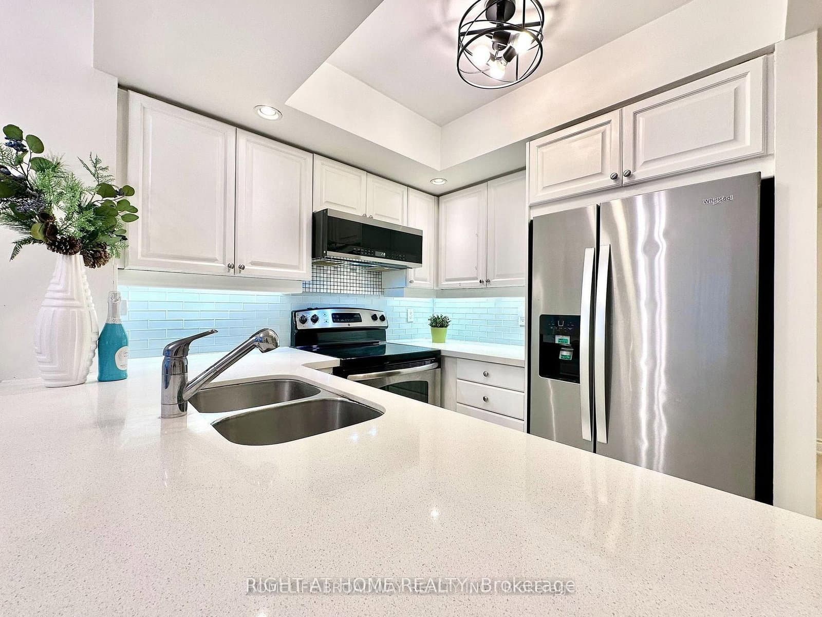 15 Northtown Way, Unit 521 thumbnail 8