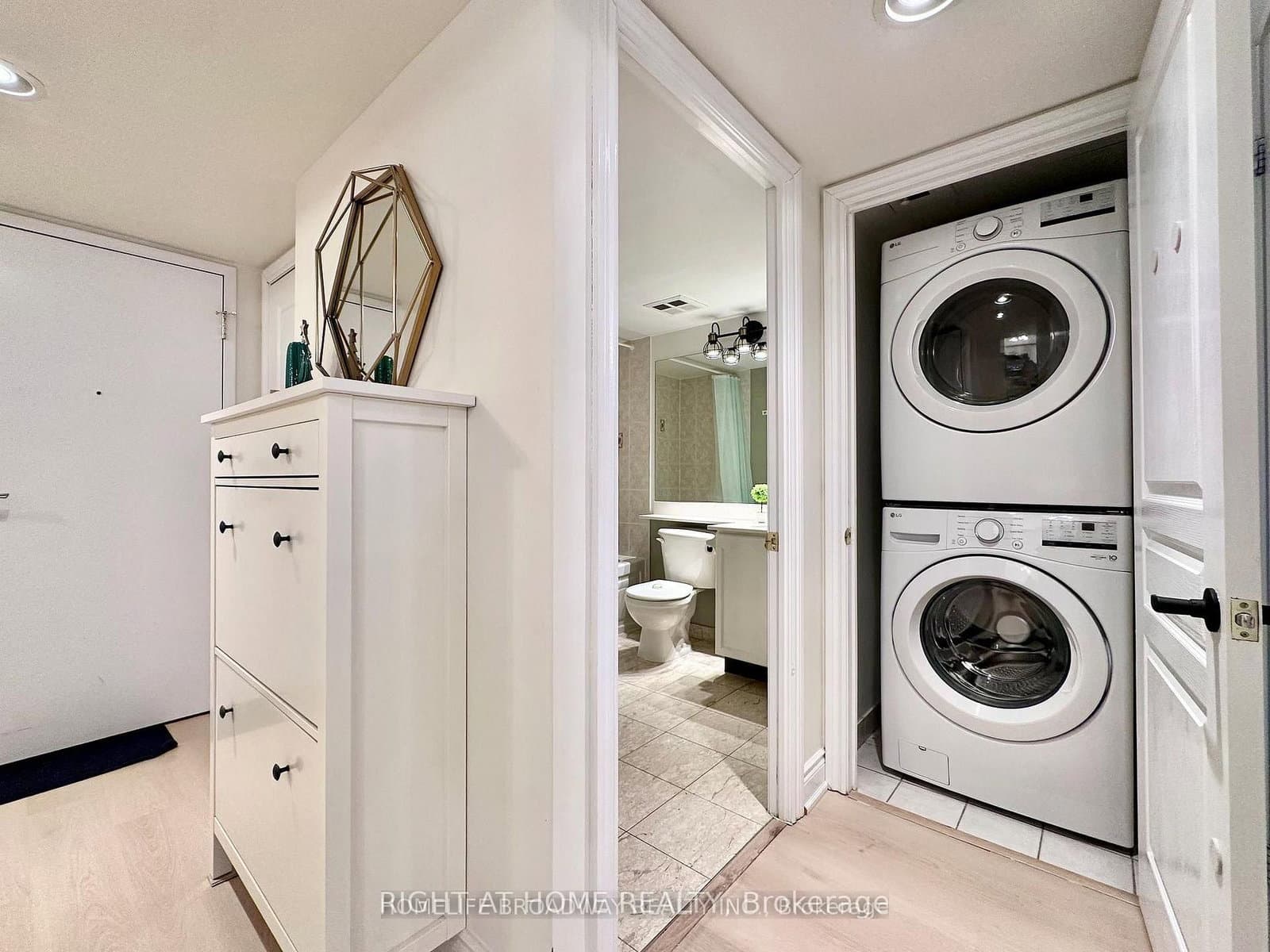 15 Northtown Way, Unit 521 thumbnail 9