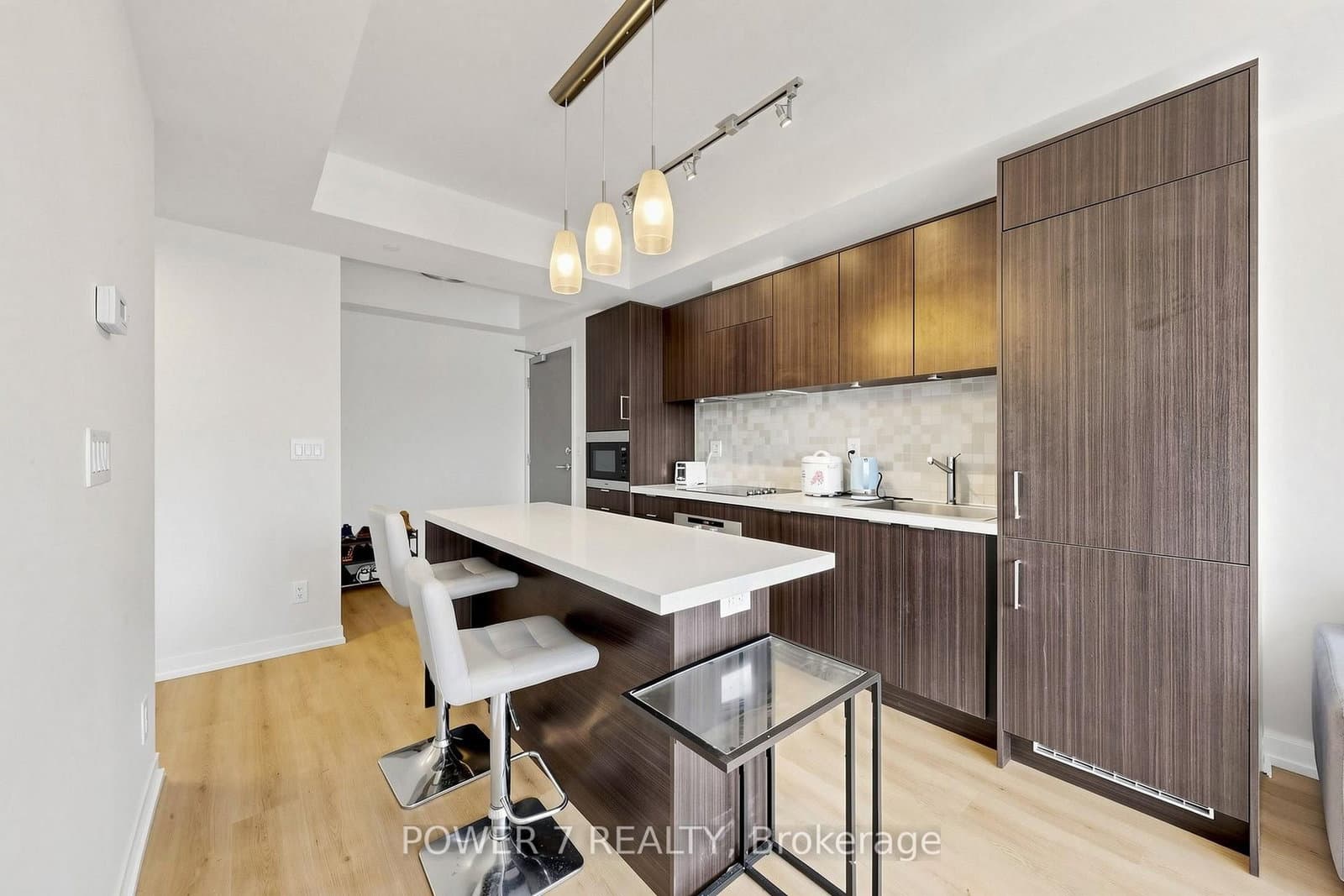 21 Widmer Street, Unit 4207 thumbnail 18