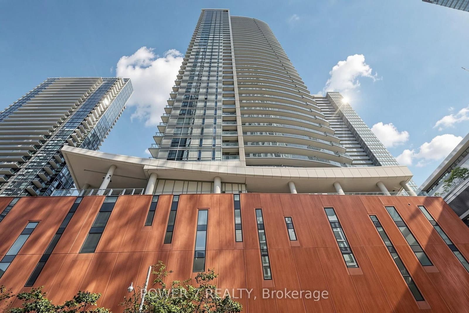 21 Widmer Street, Unit 4207 thumbnail 2