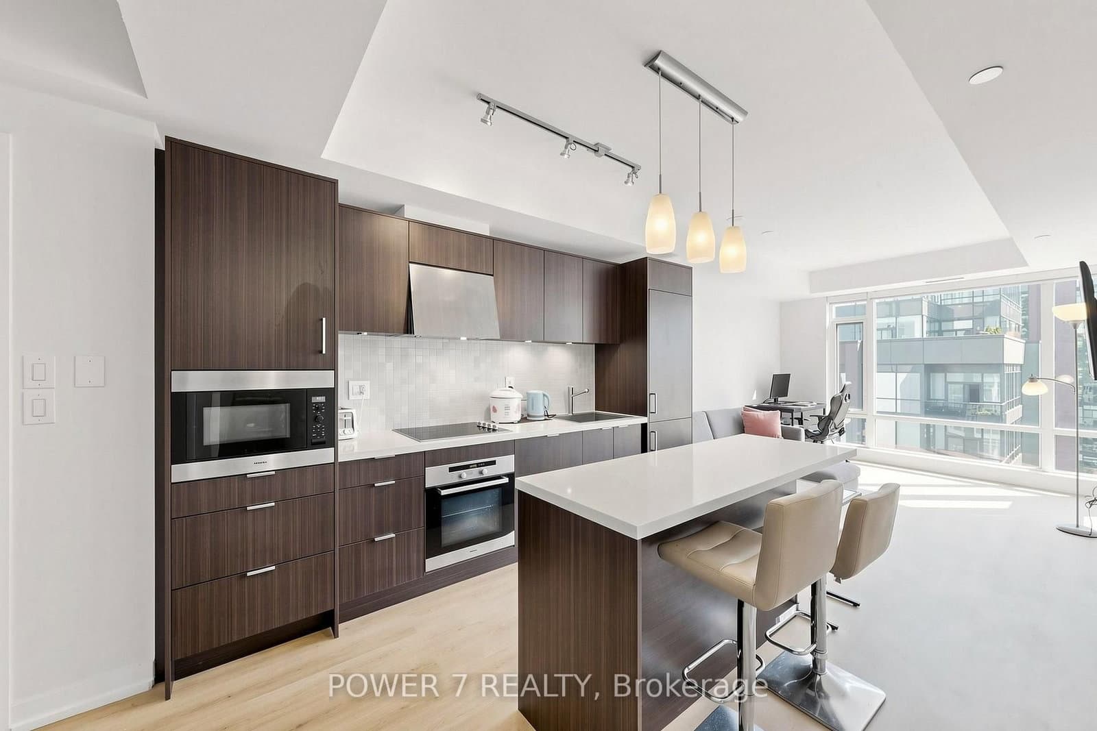 21 Widmer Street, Unit 4207 thumbnail 22