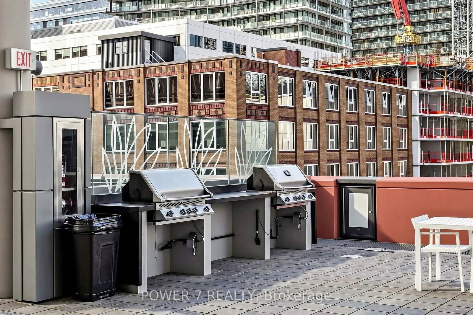 21 Widmer Street, Unit 4207 thumbnail 42