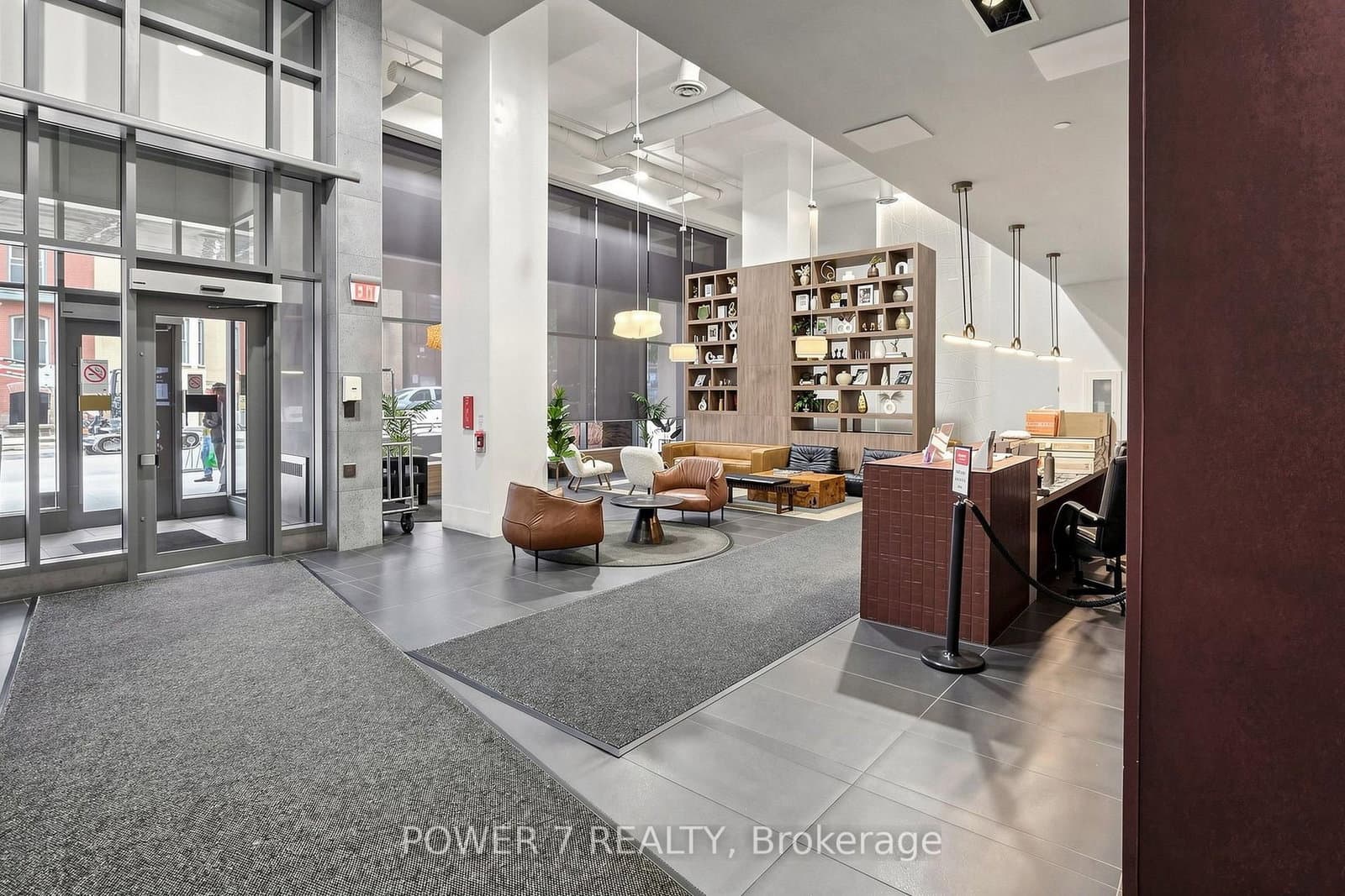 21 Widmer Street, Unit 4207 thumbnail 5