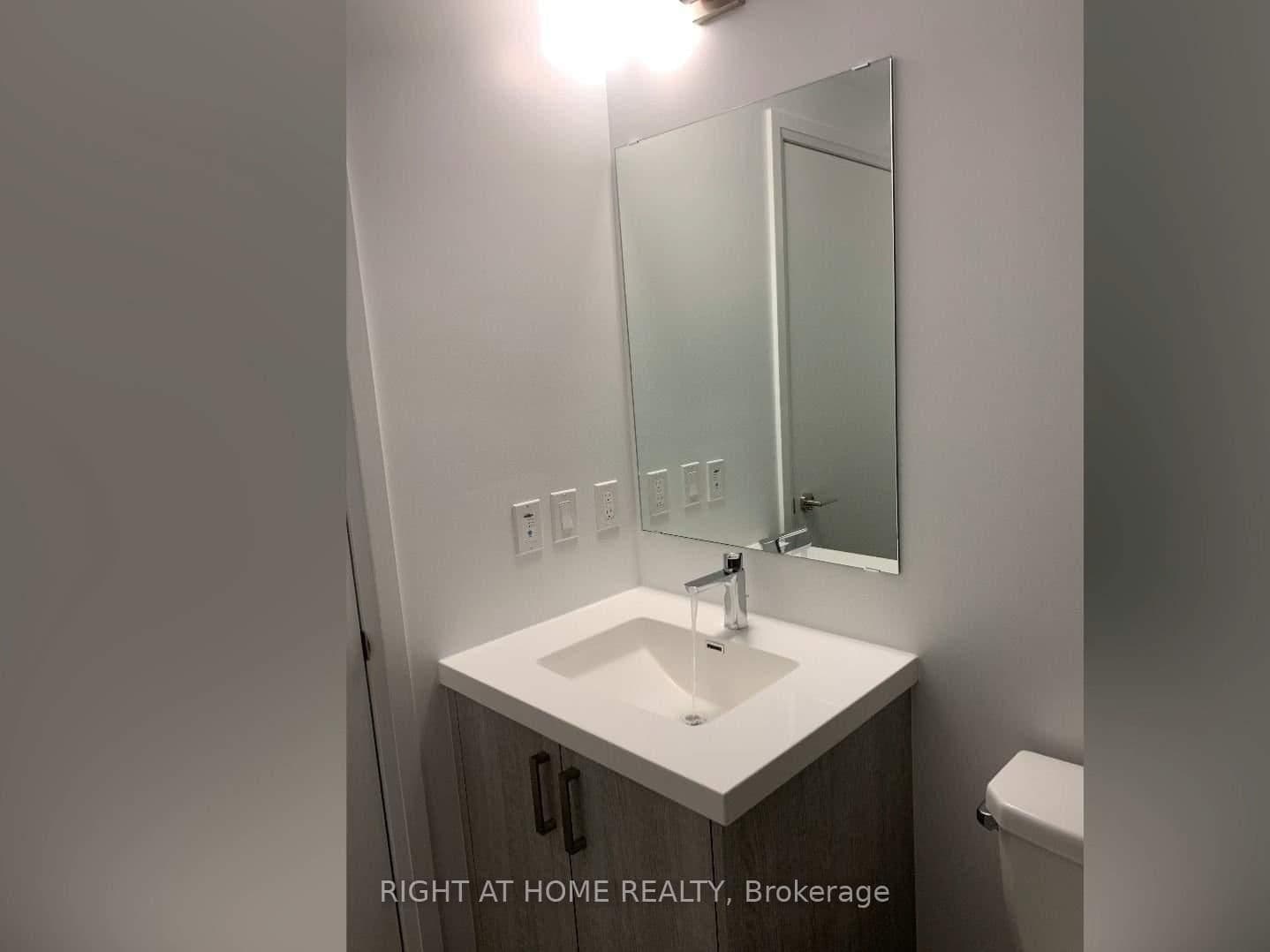 77 Mutual Street, Unit 1410 thumbnail 7