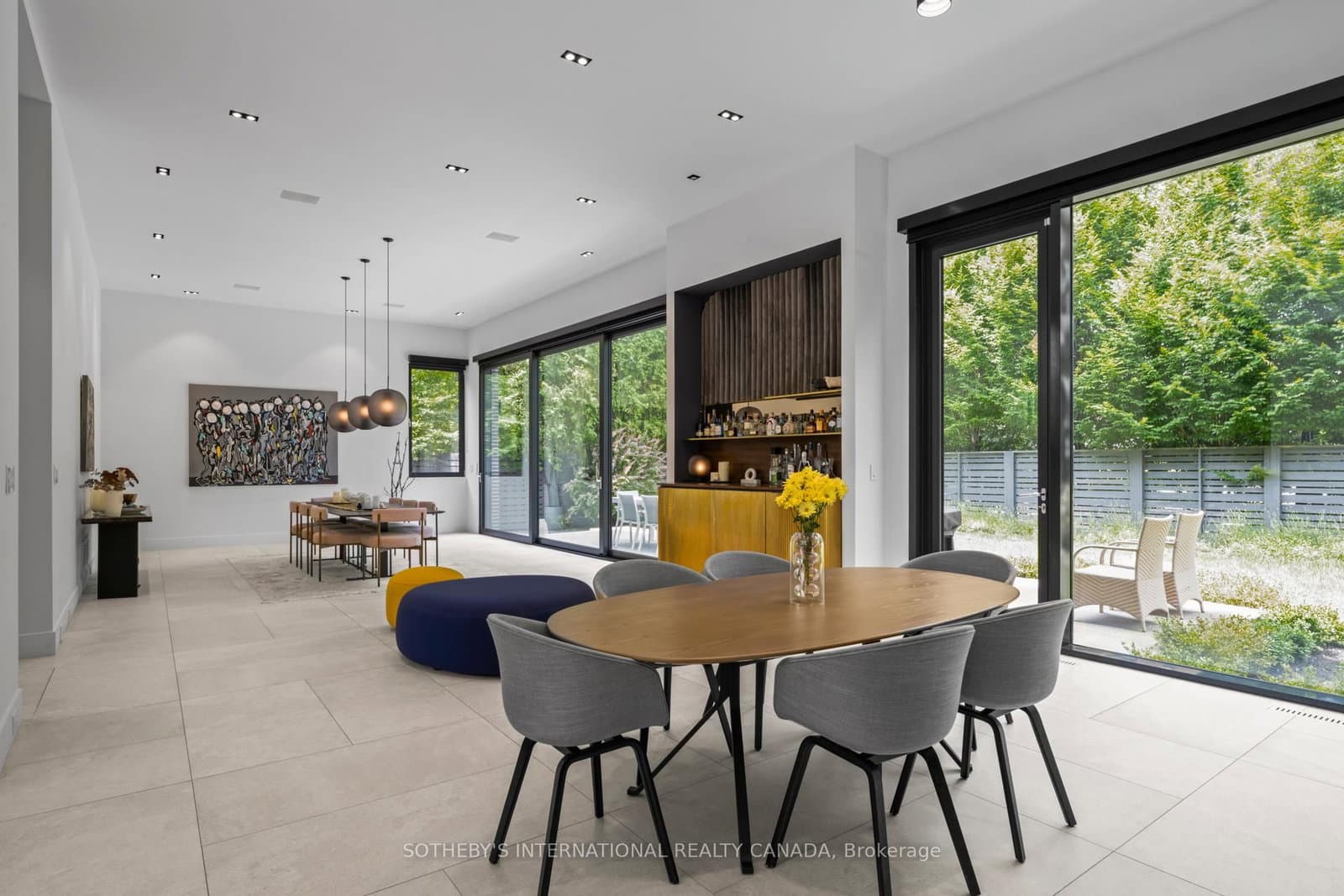 108 Stratford Crescent thumbnail 14