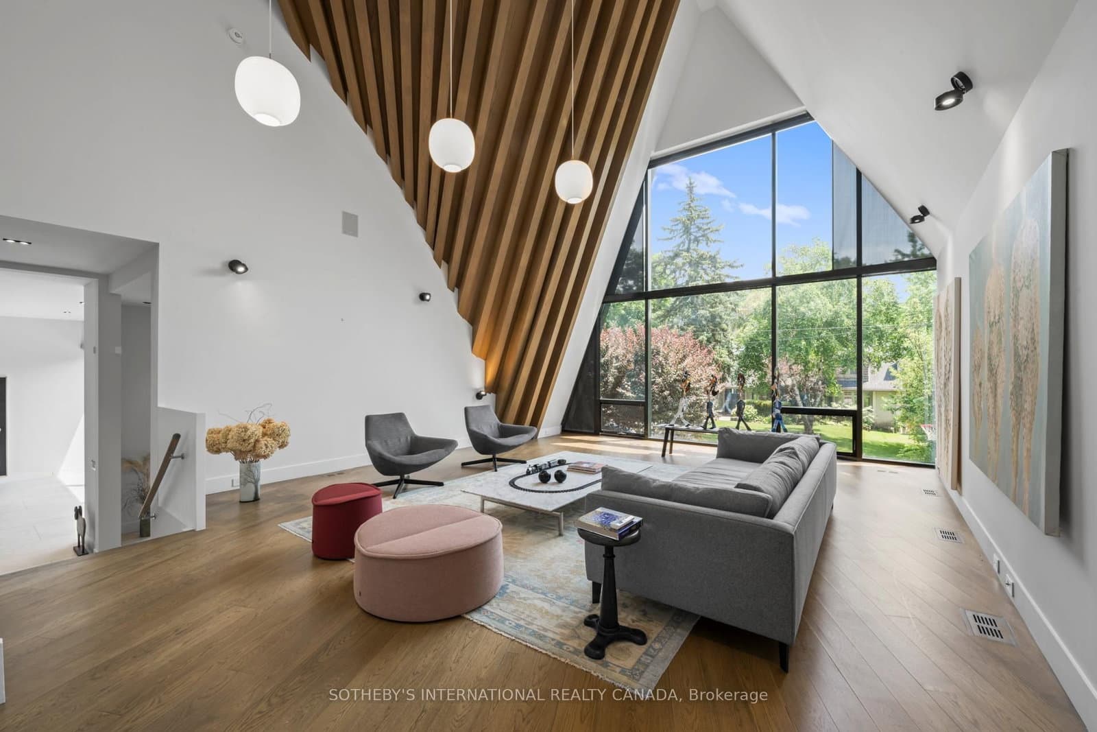 108 Stratford Crescent thumbnail 18