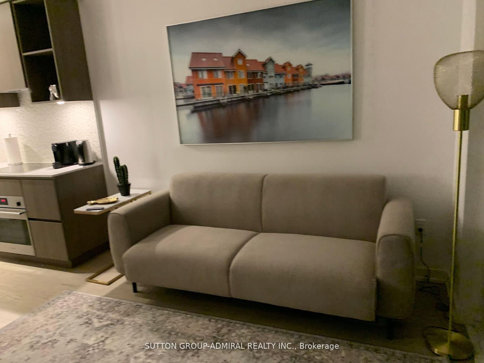 1 Yorkville Avenue, Unit 2203 thumbnail 4