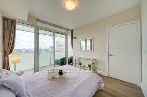 200 Bloor Street W, Unit 1808 thumbnail 15