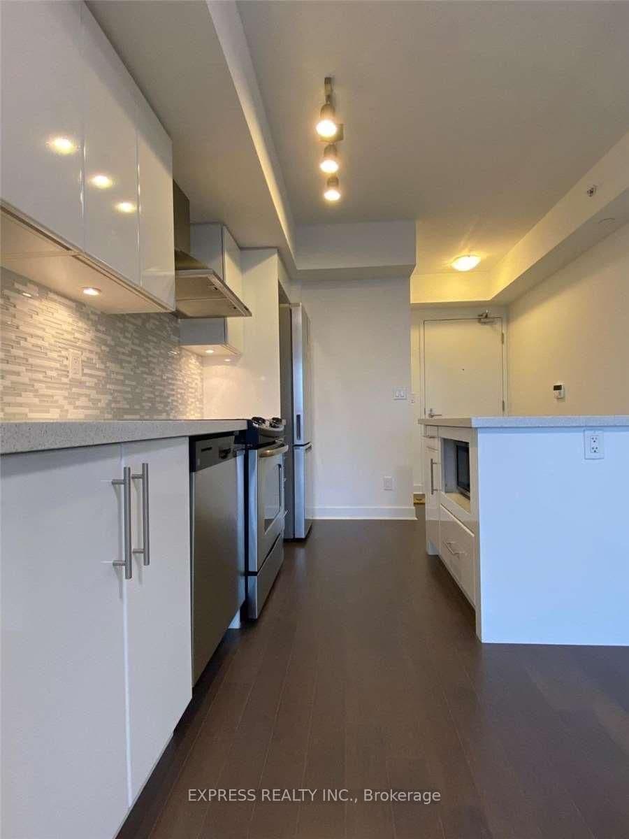 58 Orchard View Boulevard, Unit 1601 thumbnail 6