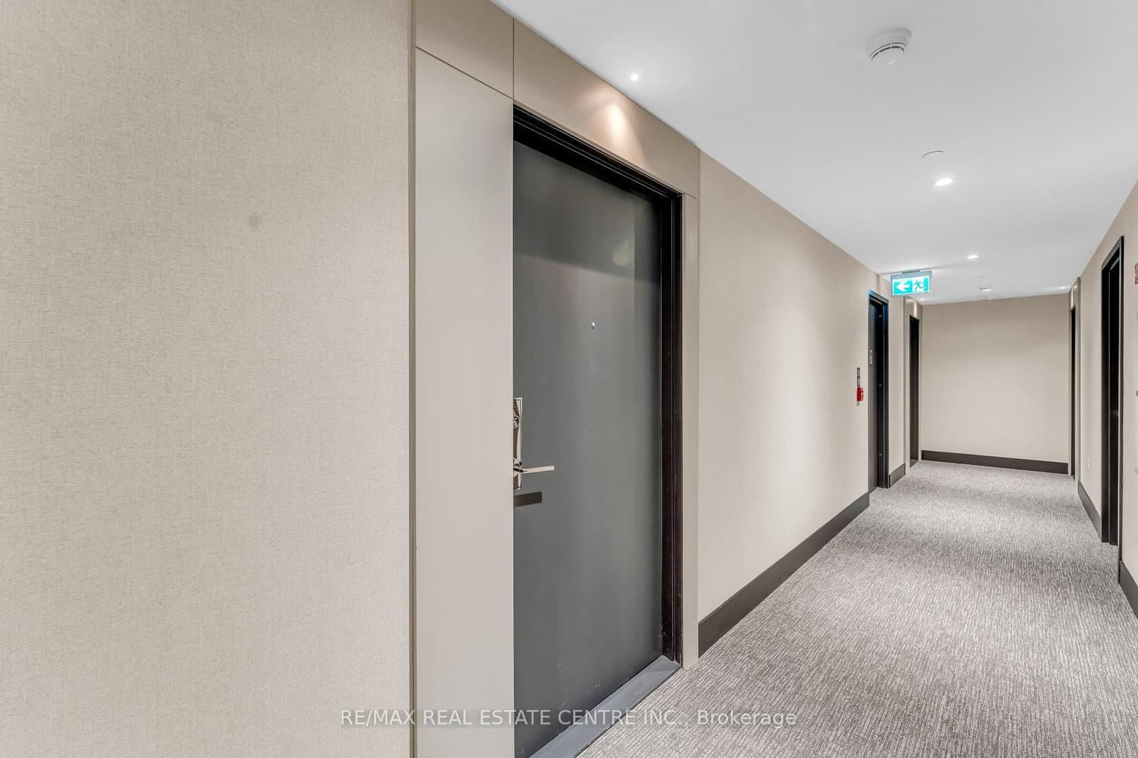 250 Lawrence Avenue W, Unit 422 thumbnail 3