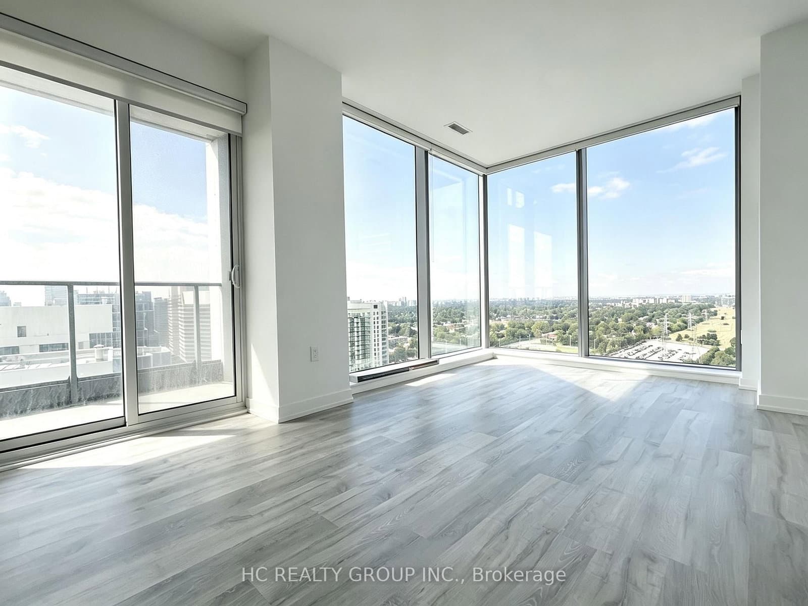 8 Olympic Garden Drive, Unit 2506