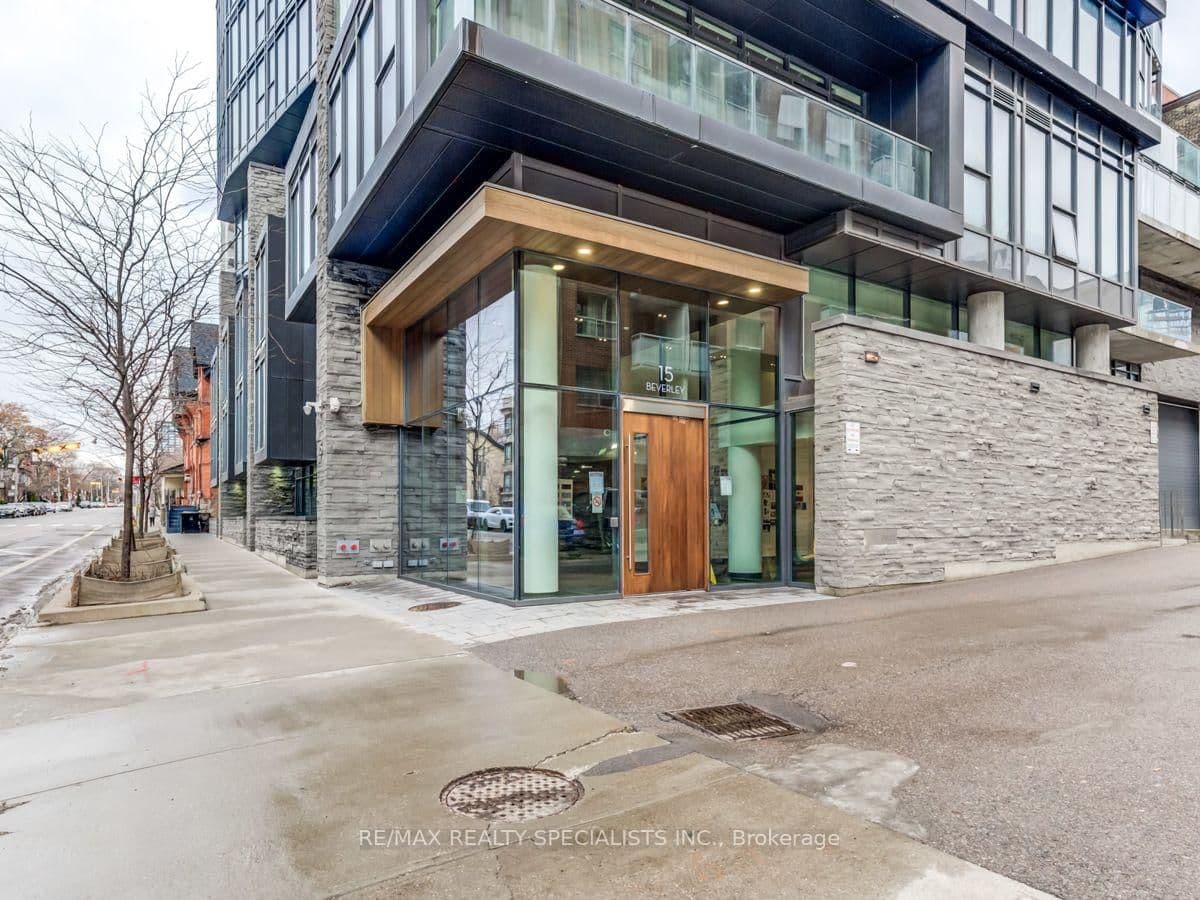 #304 - 15 Beverley Street