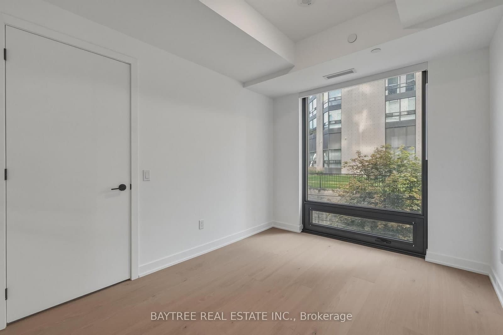 91 Montclair Avenue, Unit 533 thumbnail 10