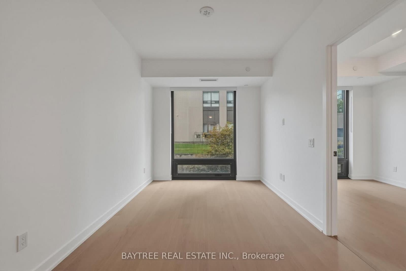 91 Montclair Avenue, Unit 533 thumbnail 6