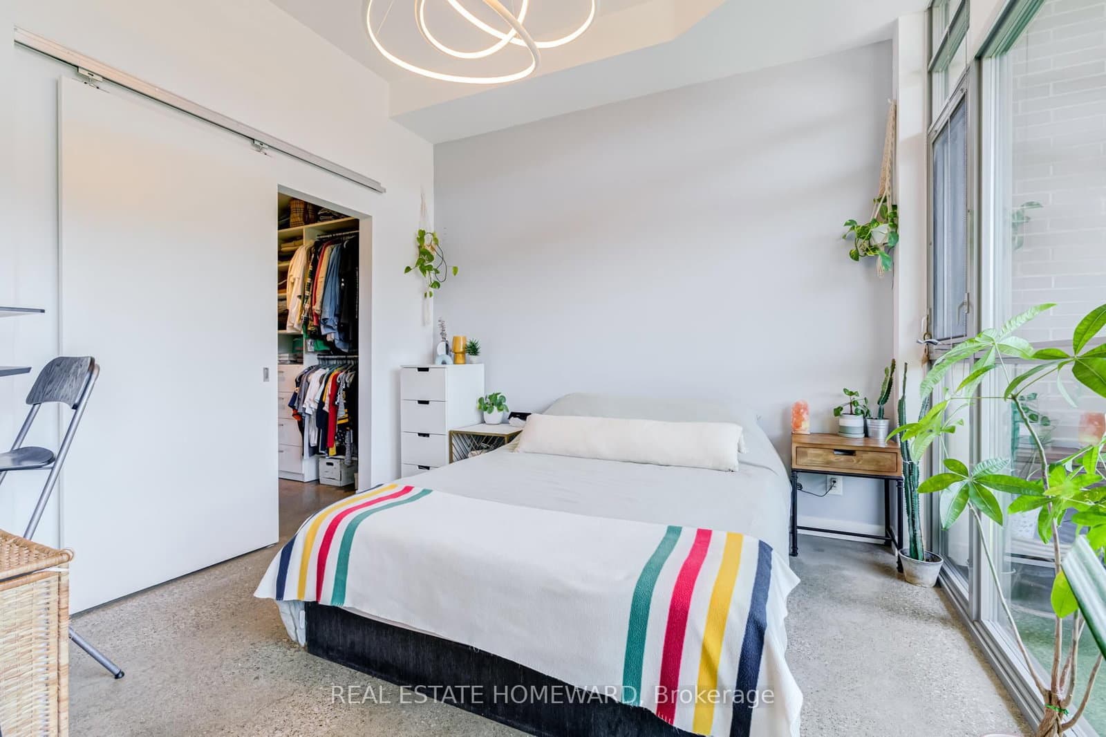 549 King Street E, Unit 310 thumbnail 11