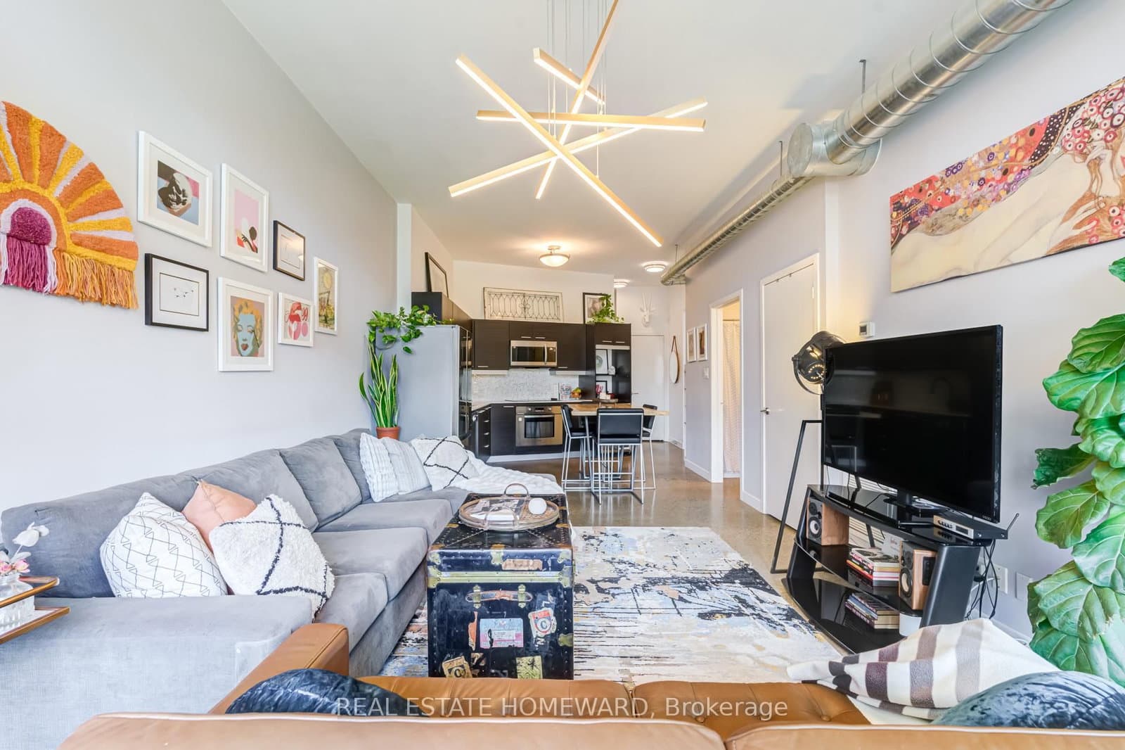 549 King Street E, Unit 310 thumbnail 4